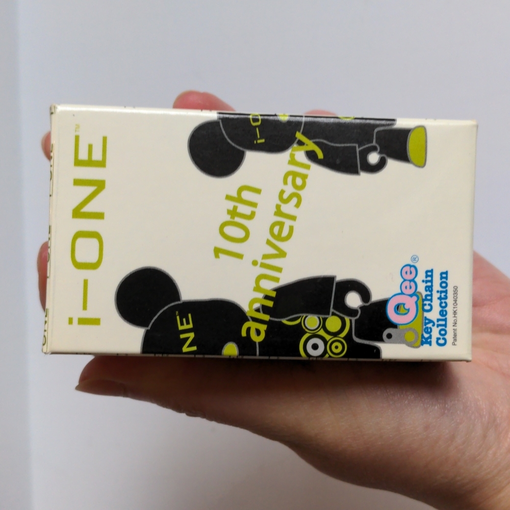 Qee Key Chain - Picture 5 of 6